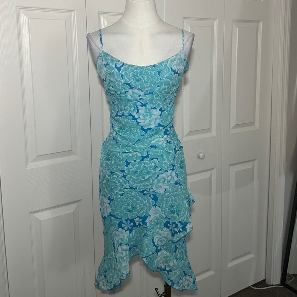 American Vintage Asymmetrical Blue Floral Dress